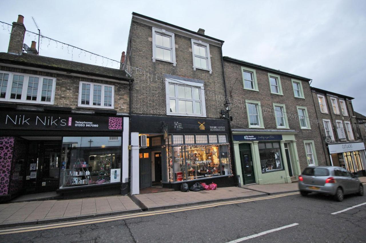 Lovely 1 Bed Serviced Apartment In Cambridgeshire Eksteriør billede